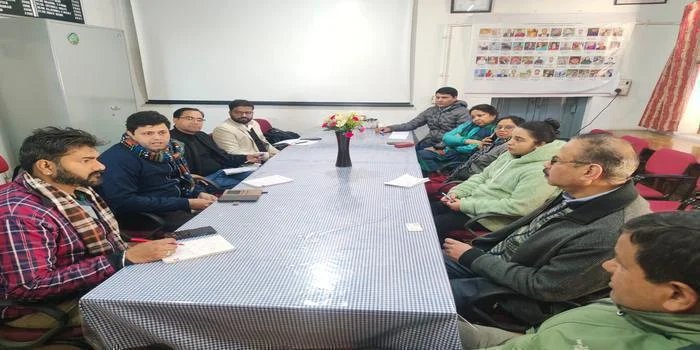 कुमाऊं विश्वविद्यालय प्लास्टिक वेस्ट मैनेजमेंट और चुनौतियों पर करेगा कार्य