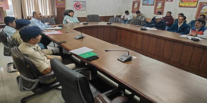 नैनीताल: पर्यटन सीजन से पहले टैक्सी  वाहनों के संचालन के लिए एसओपी जारी, दो चरणों में होगा सत्यापन