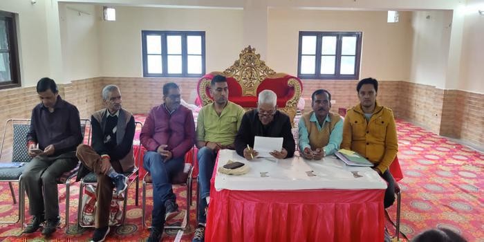 सर्वजनिन दुर्गा पूजा कमेटी की समीक्षा बैठक , 2023 की तैयारी के लिए समिति गठित body image