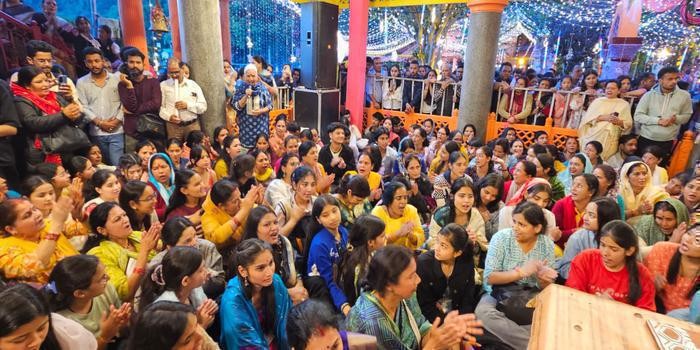 नंदा देवी महोत्सव चरम पर ;  भक्तों की भीड़ उमड़ी,कल डोला विसर्जन body image