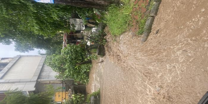 हल्द्वानी हुआ पानी-पानी,सड़कों पर चलना हुआ दूभर body image