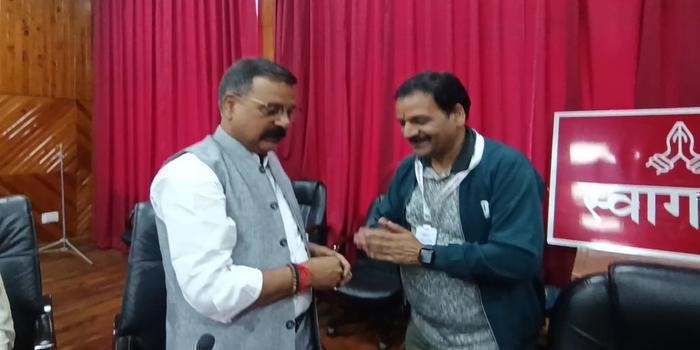 नैनीताल:एनयूजे-आई के राष्ट्रीय अध्यक्ष रास बिहारी ने पत्रकार सुरक्षा कानून की आवश्यकता पर दिया ज़ोर body image