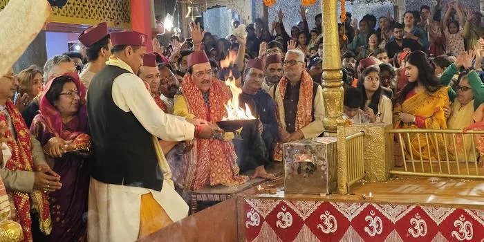 नंदा देवी महोत्सव चरम पर ;  भक्तों की भीड़ उमड़ी,कल डोला विसर्जन