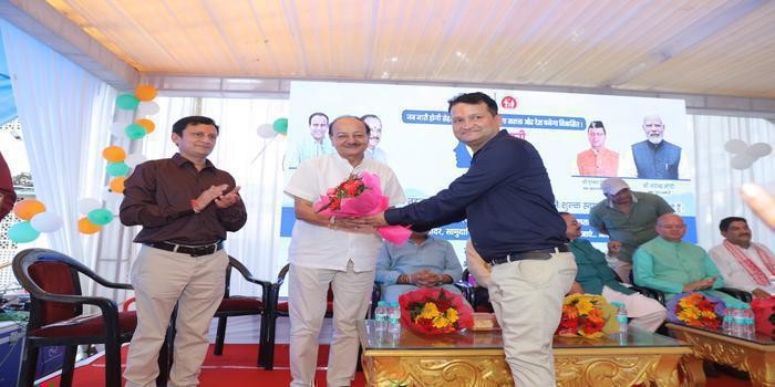 नैनीताल जनपद में नारी सशक्त परिवार स्वास्थ्य पखवाड़ा शुरू, बड़ी संख्या में  पहुंचे  लोग body image