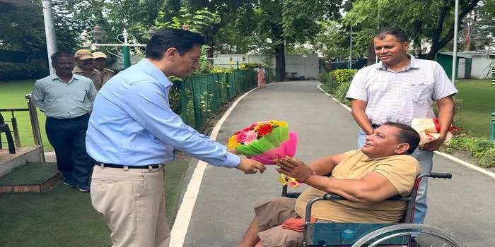 जनता मिलन में भूमि विवाद का हुआ निपटारा, शिकायतकर्ता को मिला पूर्ण रकबा