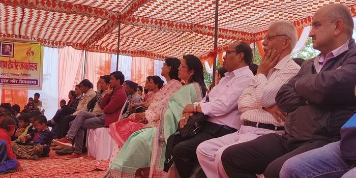 शांतिनिकेतन ट्रस्ट फॉर हिमालया द्वारा गुरुदेव की कर्मभूमि रामगढ में मनाया  162 वां जन्मोत्सव body image