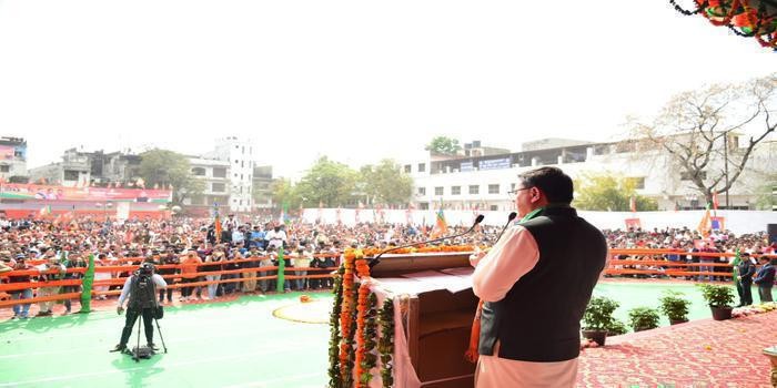 नकल विरोधी कानून के प्रति युवाओं में दिखा उत्साह,मुख्यमंत्री ने किया युवाओं का आभार व्यक्त body image