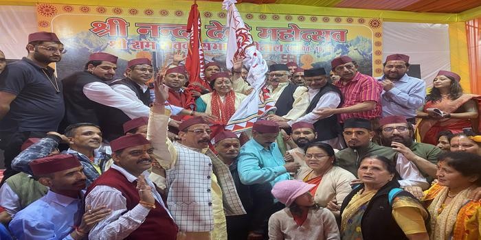 नैनीताल : माँ नन्दा देवी महोत्सव का हुआ शुभारंभ,केन्द्रीय मंत्री अजय भट्ट ने किया दीप प्रज्वलित body image