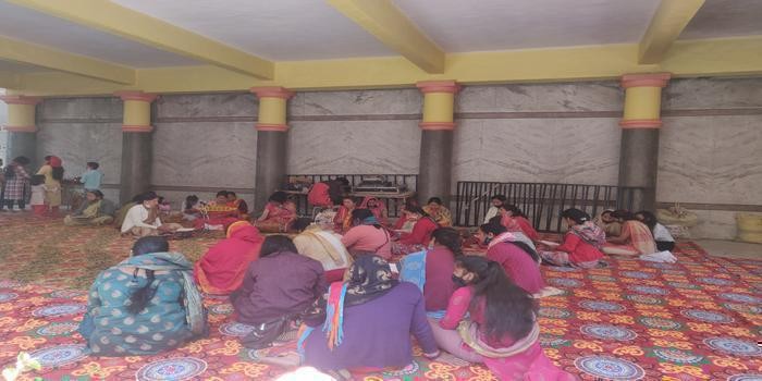 हिन्दू नववर्ष के प्रथम दिवस में मन्दिरों मे श्रद्धालुओं का सैलाब body image