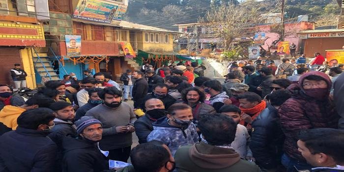 किसन सिंह नेगी बने व्यापार मंडल मल्लीताल के अध्यक्ष, तिर्भुवन  फर्तियाल महामंत्री