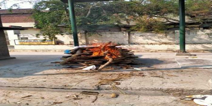 मिशन होंसला के तहत पुलिस द्वारा नैनीताल और  रामनगर में दो लोगों का अंतिम संस्कार