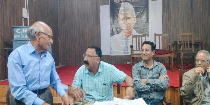 सी आर एस टी ओल्ड बॉयज एसोसिएशन क्लब की आम सभा की बैठक संपन्न