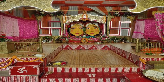 माँ को विदाई देने के लिए उमड़ा भक्तों का सैलाब