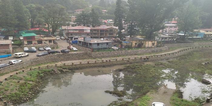 नैनीताल: सुखाताल झील पानी से भरी, लगातार हो रही बारिश से जलस्रोत खुले