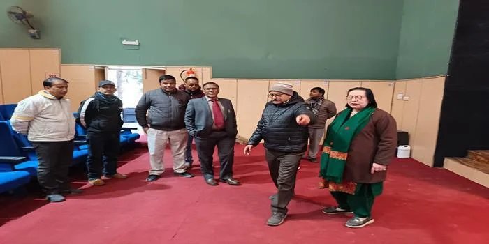 कुमाऊँ विश्वविद्यालय के 19वें दीक्षांत समारोह की तैयारियों का निरीक्षण