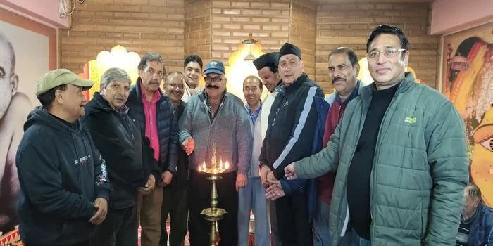 नैनीताल: पौष के पहले इतवार पर श्री राम सेवक सभा में बैठकी होली का आयोजन