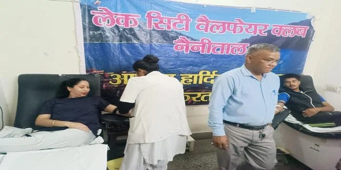 लेक सिटी क्लब ने किया रक्तदान शिविर का आयोजन 40 लोगों ने किया रक्तदान, पालिका अध्यक्ष ने की सराहना