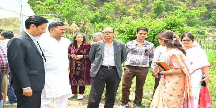 वित्त आयोग की टीम ने नैनीताल के चाफी व अलचौना क्षेत्रों का किया दौरा,  विकास के लिए मांगे सुझाव