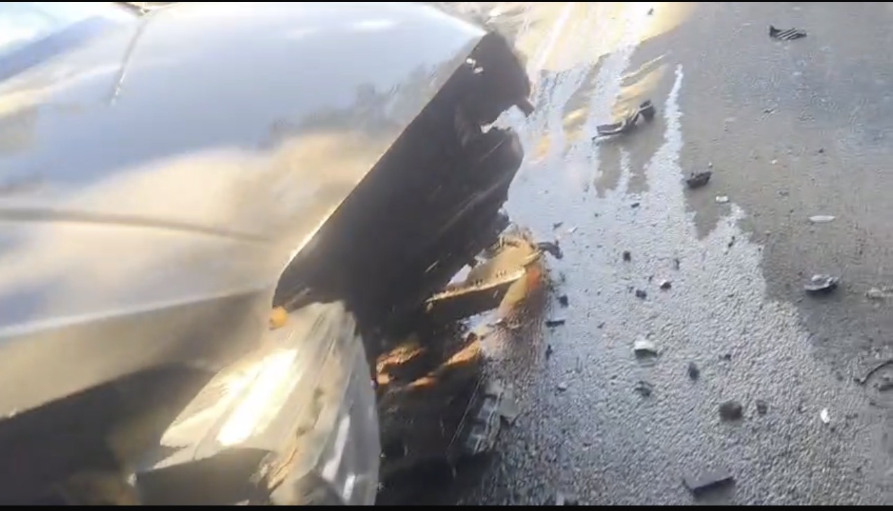 नैनीताल–कालाढूंगी मार्ग पर दो कारों की आमने-सामने भिड़ंत, छह घायल body image 1