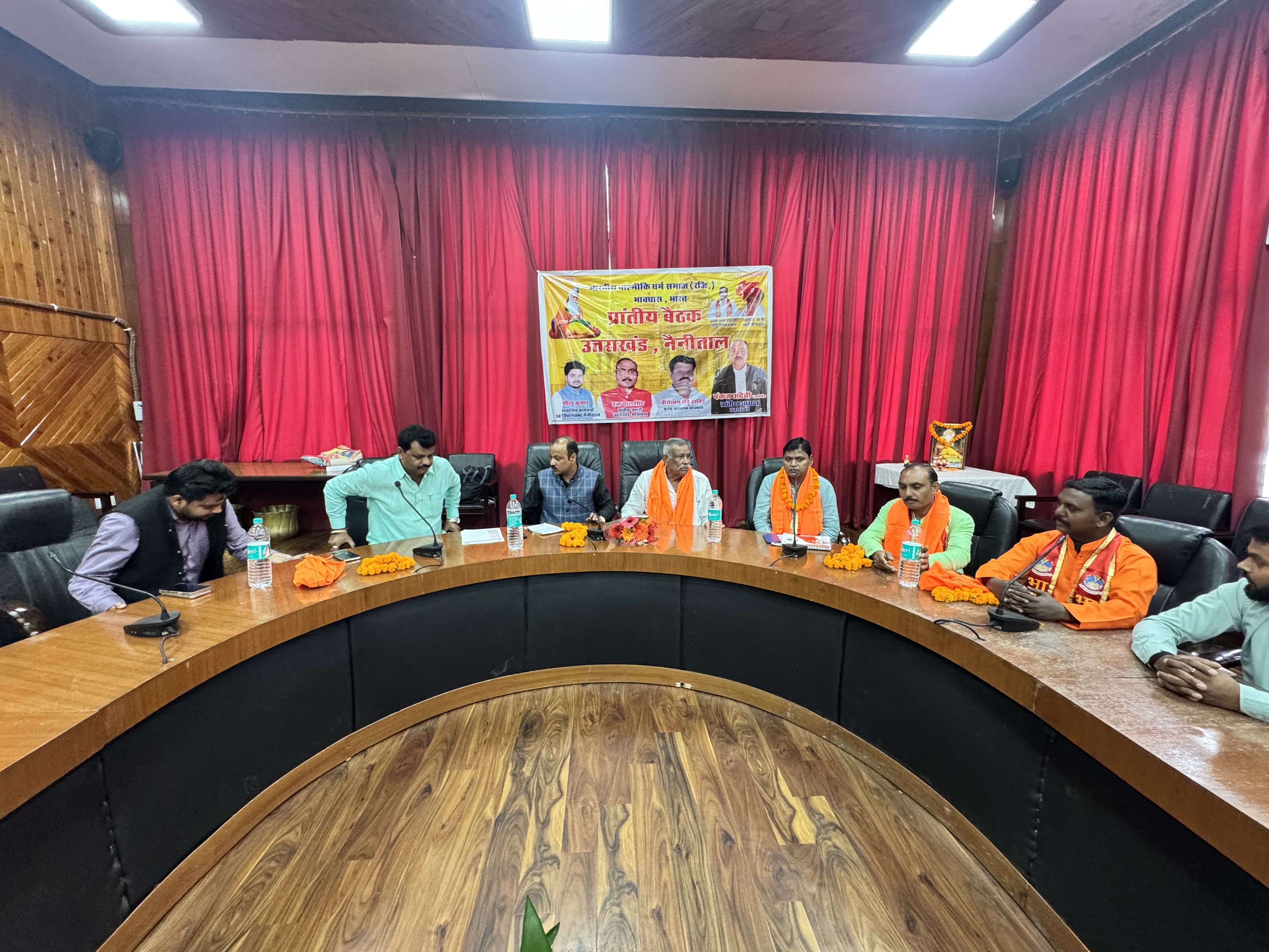 भवाली में सितंबर में होगा वाल्मीकि समाज का राज्यस्तरीय सम्मेलन, प्रांतीय बैठक में उठीं कई मांगें body image 1