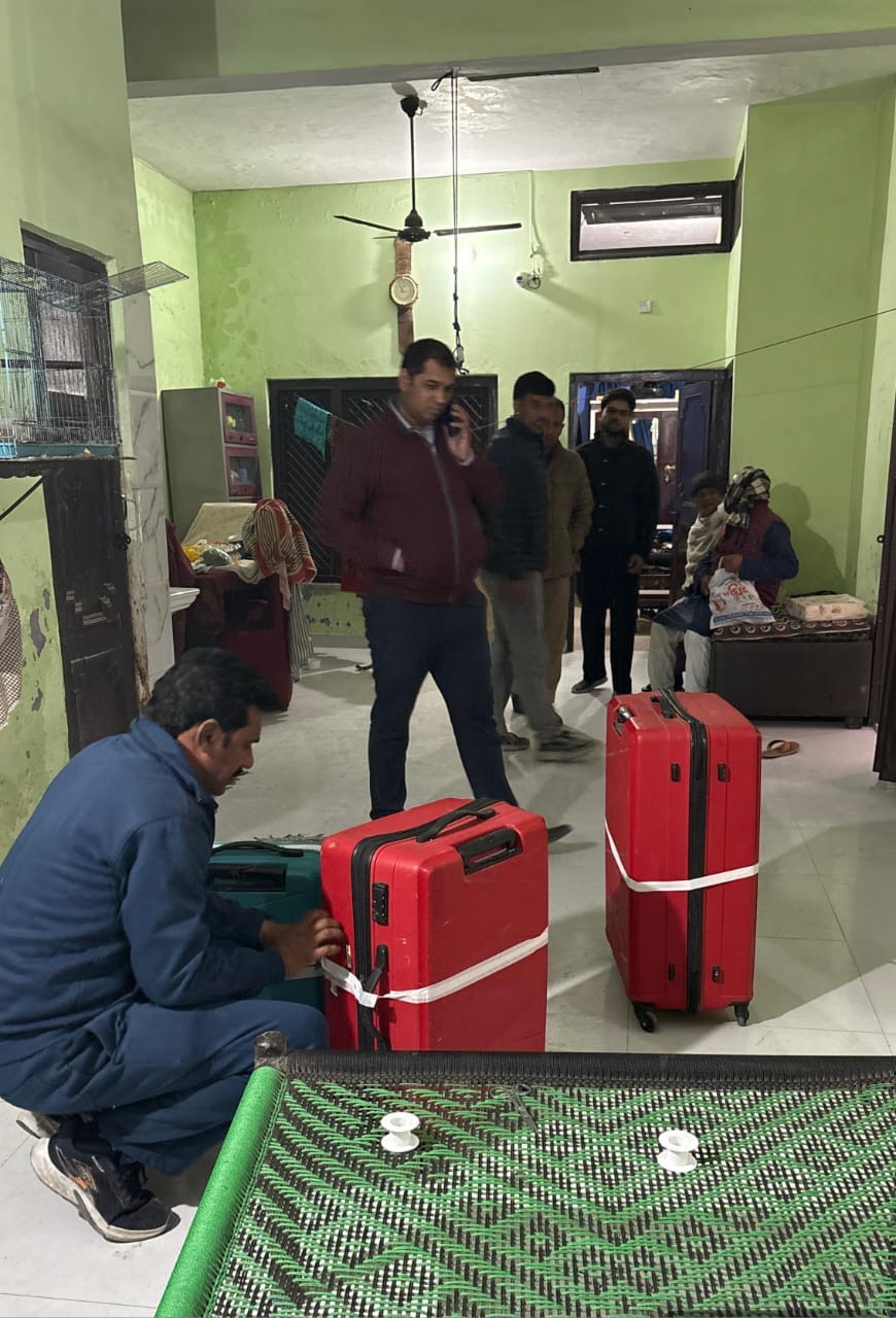 बाजपुर में कुमाऊँ SOTF की बड़ी कार्रवाई, 23,896 नशीले कैप्सूल और 2,400 टेबलेट बरामद body image 2