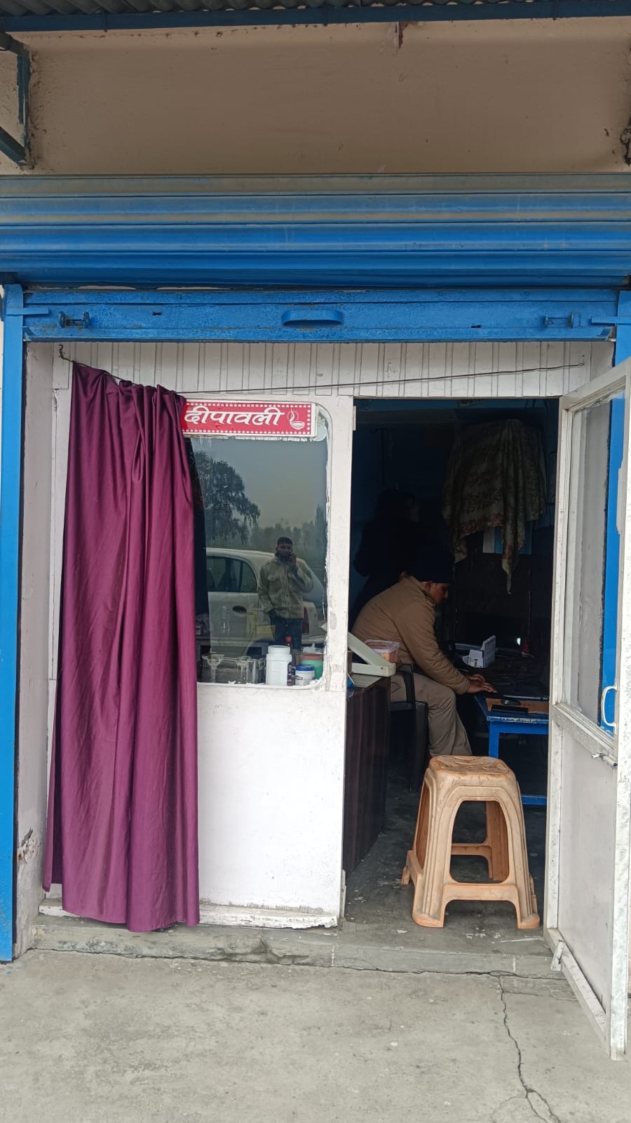 अवैध क्लीनिकों पर बड़ी कार्रवाई, भारी मात्रा में नशीली दवाइयाँ बरामद body image 2