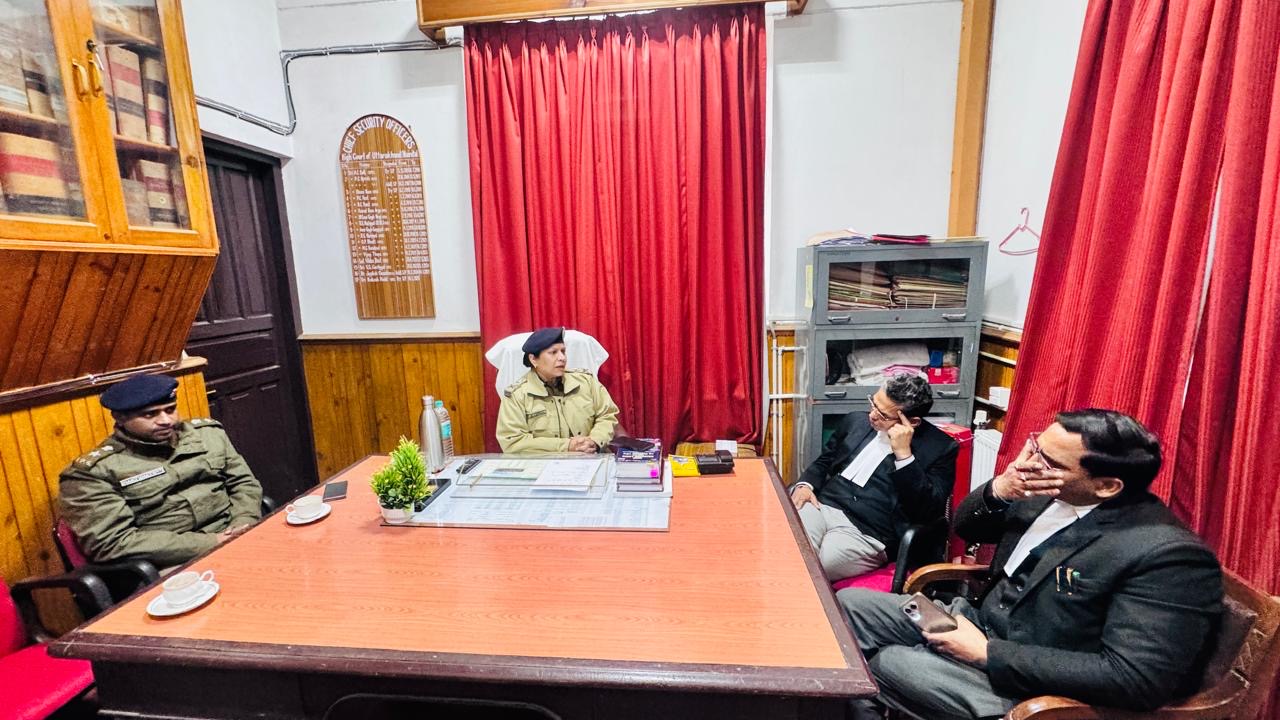 हाईकोर्ट , नैनीताल को धमकी भरा ई-मेल, आईजी कुमायूँ ने किया सुरक्षा घेरा सख्त body image