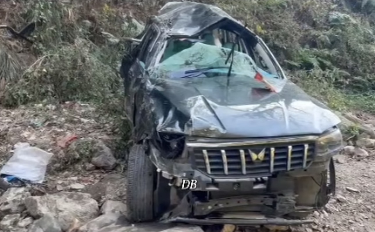 भवाली- अल्मोड़ा राष्ट्रीय राजमार्ग पर कार दुर्घटना, तीन की मौत, छह घायल