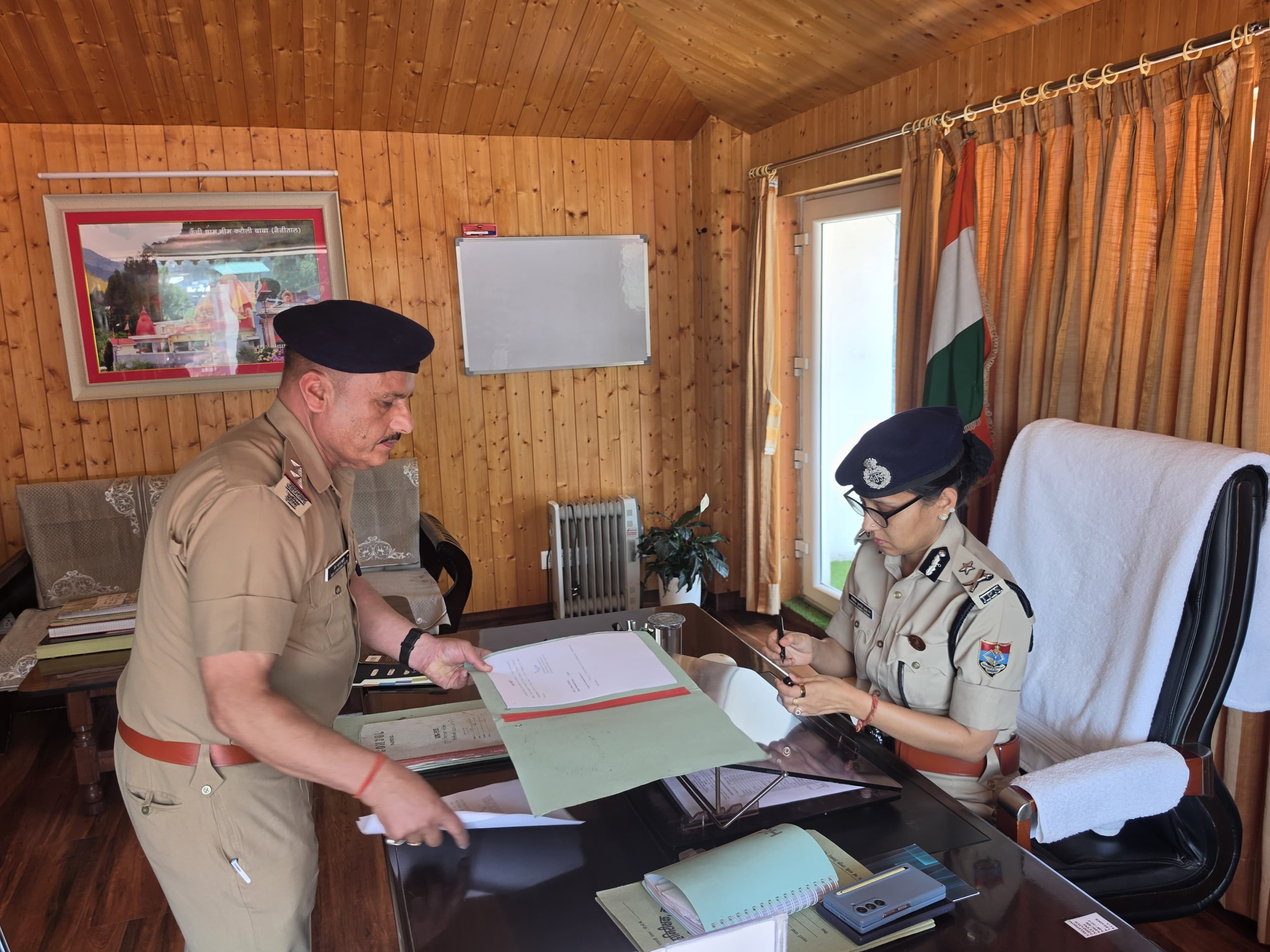 आईजी निवेदिता कुकरेती ने संभाली कुमाऊं की कमान, कैंची धाम व्यवस्थाओं का लिया जायजा