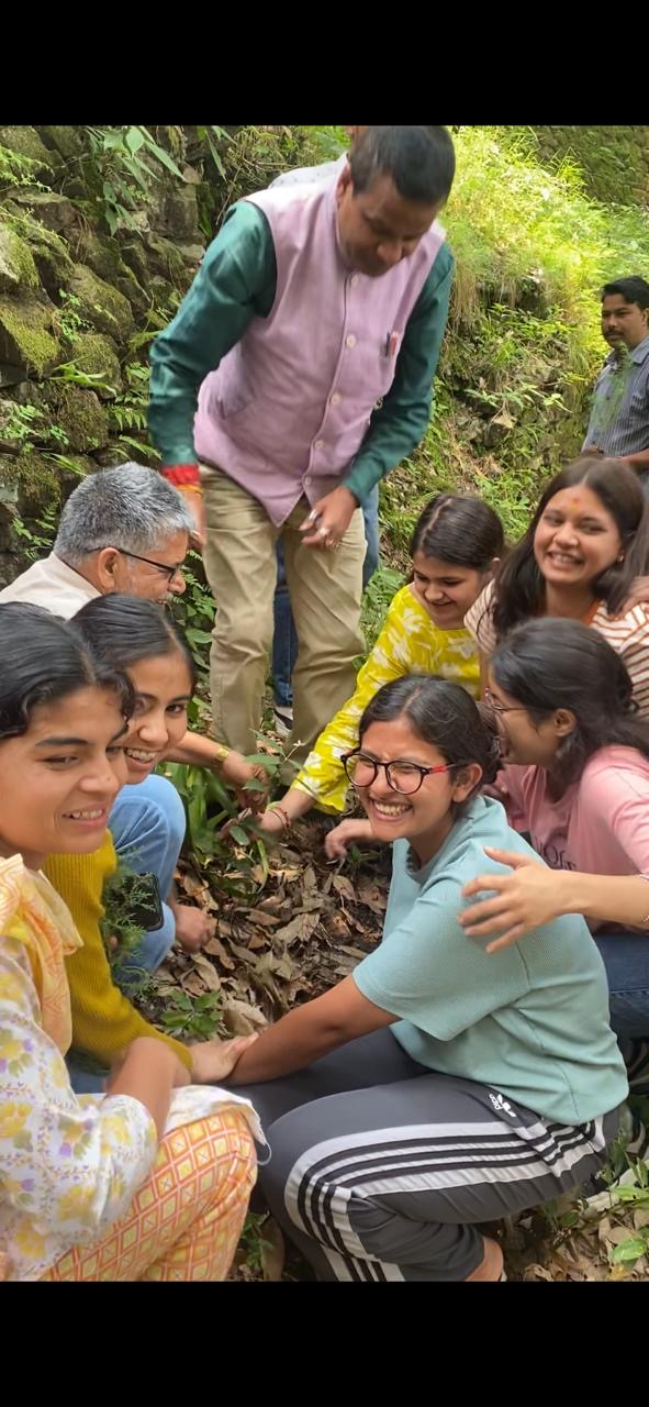 डीएसबी परिसर में मिशन ग्रीन के तहत पौधारोपण, पर्यावरण संरक्षण का  संदेश